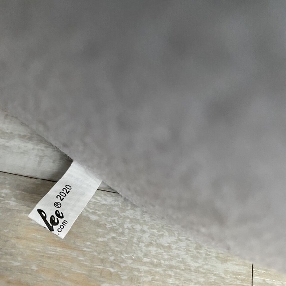 Annalee Snowman Doll Figure Christmas Rustic Pine 9" Snow Shovel Pine Tree 2020 - Picture 9 of 9